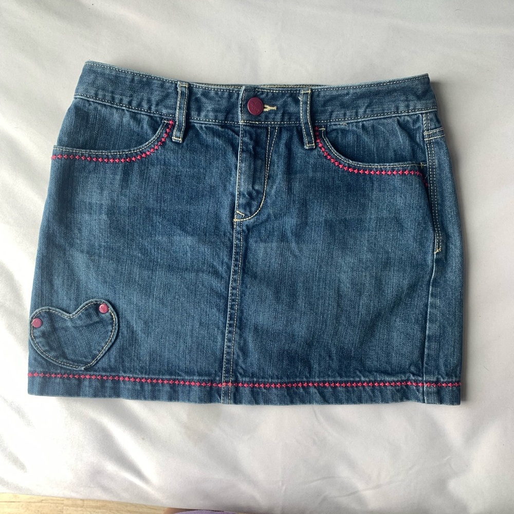Rare Y2K Old Navy Heart Skirt with Pink Detailing
